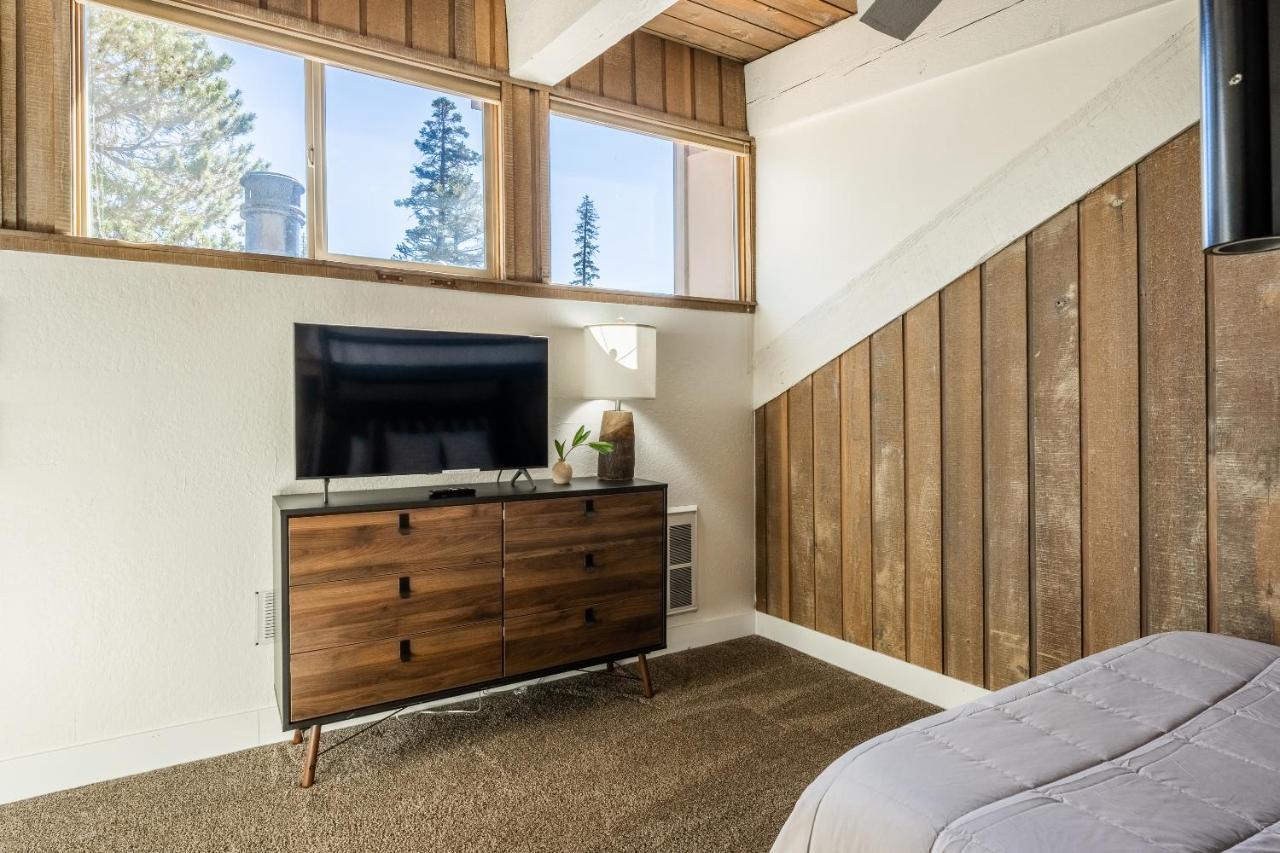 Casa de férias Chamonix 24 Is A 2bed Loft 3 Bath Upgraded Canyon Ldge Nearly In Out Sleeps 8 *